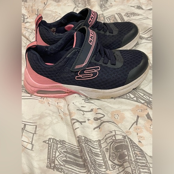Skechers Navy Blue and Pink shoes size 12 - Picture 4 of 10